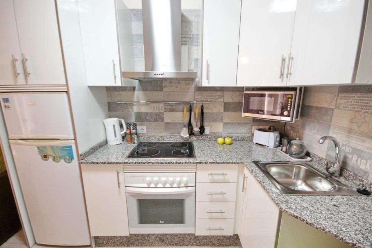 Apartment With Terrace On The Seafront In Playa Fanabe Адехе Екстериор снимка